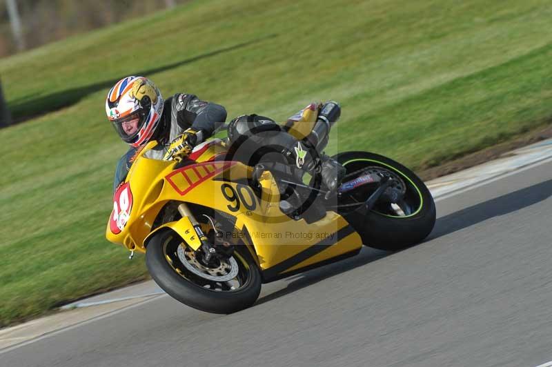 Motorcycle action photographs;donington;donington park leicestershire;donington photographs;event digital images;eventdigitalimages;no limits trackday;peter wileman photography;trackday;trackday digital images;trackday photos