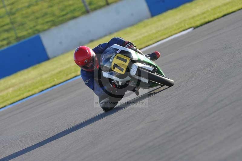 Motorcycle action photographs;donington;donington park leicestershire;donington photographs;event digital images;eventdigitalimages;no limits trackday;peter wileman photography;trackday;trackday digital images;trackday photos