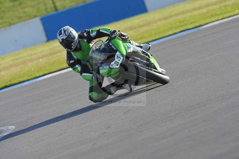 Motorcycle action photographs;donington;donington park leicestershire;donington photographs;event digital images;eventdigitalimages;no limits trackday;peter wileman photography;trackday;trackday digital images;trackday photos