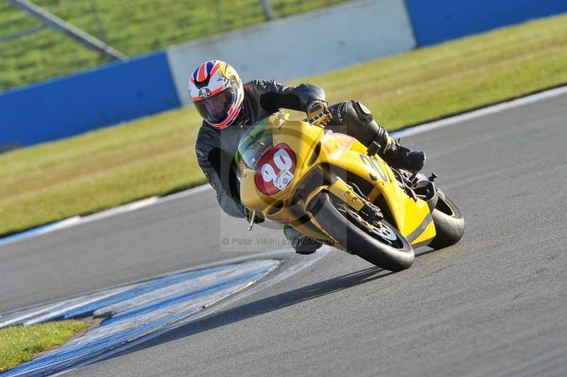 Motorcycle action photographs;donington;donington park leicestershire;donington photographs;event digital images;eventdigitalimages;no limits trackday;peter wileman photography;trackday;trackday digital images;trackday photos