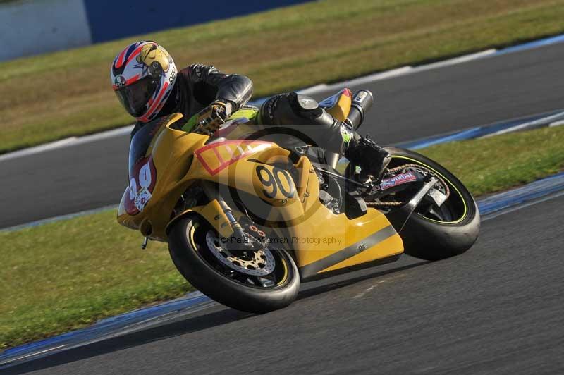 Motorcycle action photographs;donington;donington park leicestershire;donington photographs;event digital images;eventdigitalimages;no limits trackday;peter wileman photography;trackday;trackday digital images;trackday photos