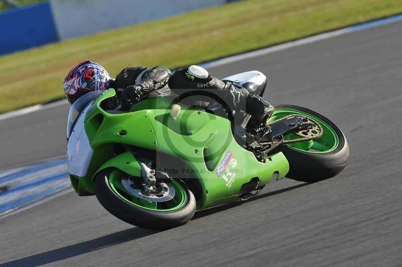 Motorcycle action photographs;donington;donington park leicestershire;donington photographs;event digital images;eventdigitalimages;no limits trackday;peter wileman photography;trackday;trackday digital images;trackday photos