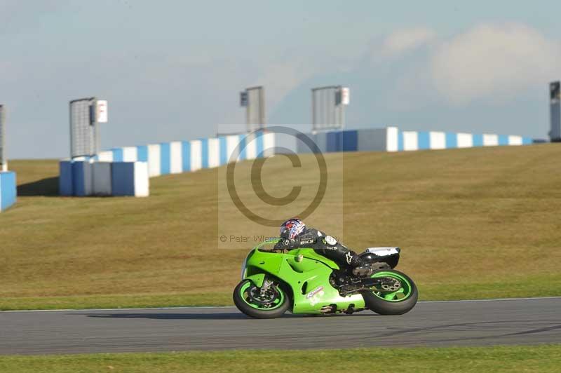 Motorcycle action photographs;donington;donington park leicestershire;donington photographs;event digital images;eventdigitalimages;no limits trackday;peter wileman photography;trackday;trackday digital images;trackday photos