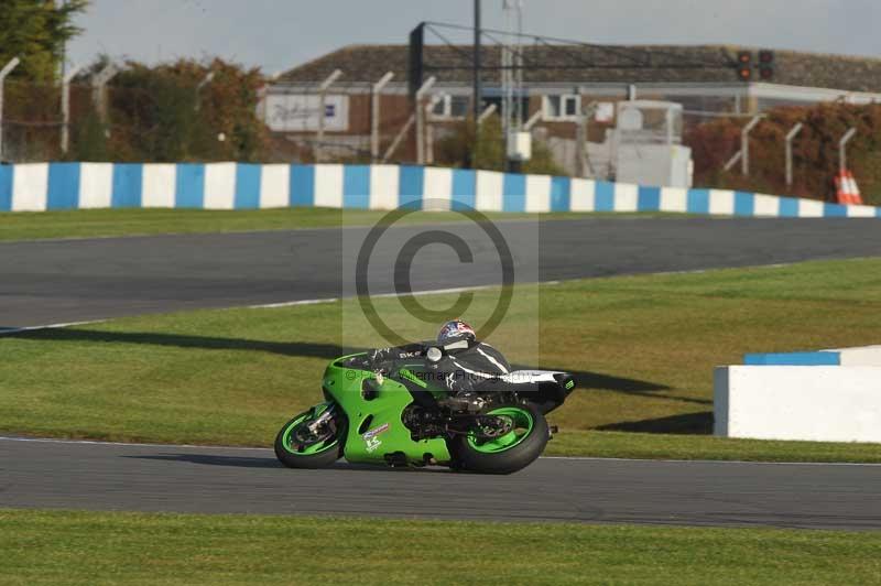 Motorcycle action photographs;donington;donington park leicestershire;donington photographs;event digital images;eventdigitalimages;no limits trackday;peter wileman photography;trackday;trackday digital images;trackday photos