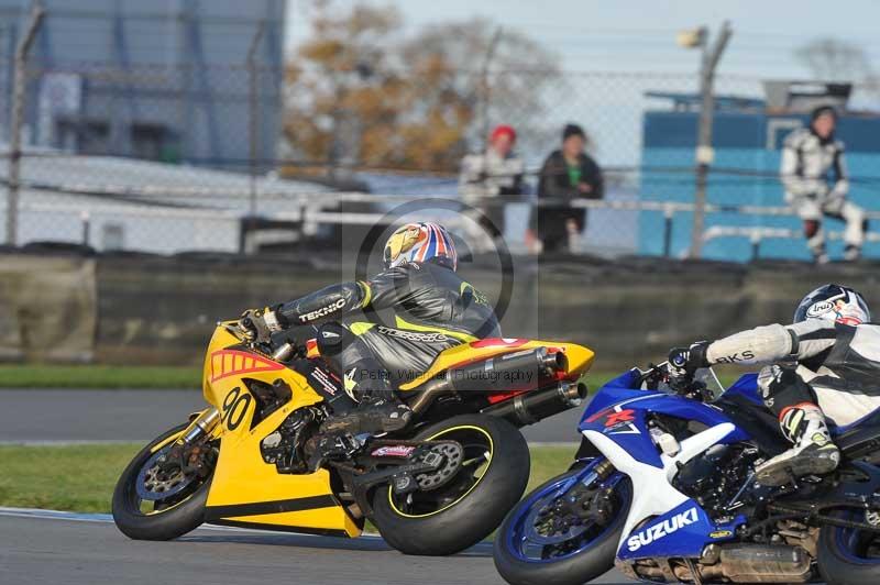 Motorcycle action photographs;donington;donington park leicestershire;donington photographs;event digital images;eventdigitalimages;no limits trackday;peter wileman photography;trackday;trackday digital images;trackday photos