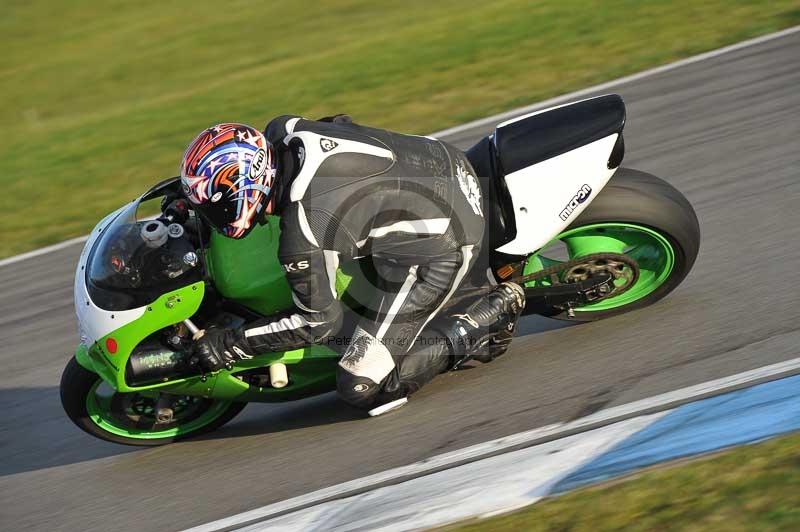 Motorcycle action photographs;donington;donington park leicestershire;donington photographs;event digital images;eventdigitalimages;no limits trackday;peter wileman photography;trackday;trackday digital images;trackday photos