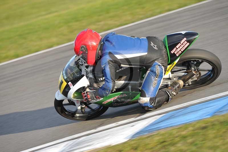 Motorcycle action photographs;donington;donington park leicestershire;donington photographs;event digital images;eventdigitalimages;no limits trackday;peter wileman photography;trackday;trackday digital images;trackday photos