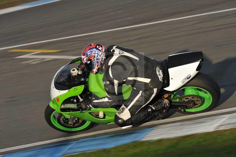 Motorcycle action photographs;donington;donington park leicestershire;donington photographs;event digital images;eventdigitalimages;no limits trackday;peter wileman photography;trackday;trackday digital images;trackday photos