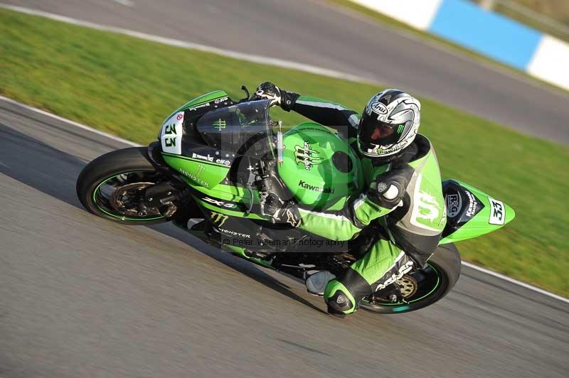 Motorcycle action photographs;donington;donington park leicestershire;donington photographs;event digital images;eventdigitalimages;no limits trackday;peter wileman photography;trackday;trackday digital images;trackday photos