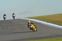 Motorcycle-action-photographs;donington;donington-park-leicestershire;donington-photographs;event-digital-images;eventdigitalimages;no-limits-trackday;peter-wileman-photography;trackday;trackday-digital-images;trackday-photos