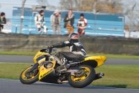 Motorcycle-action-photographs;donington;donington-park-leicestershire;donington-photographs;event-digital-images;eventdigitalimages;no-limits-trackday;peter-wileman-photography;trackday;trackday-digital-images;trackday-photos