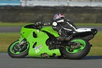 Motorcycle-action-photographs;donington;donington-park-leicestershire;donington-photographs;event-digital-images;eventdigitalimages;no-limits-trackday;peter-wileman-photography;trackday;trackday-digital-images;trackday-photos