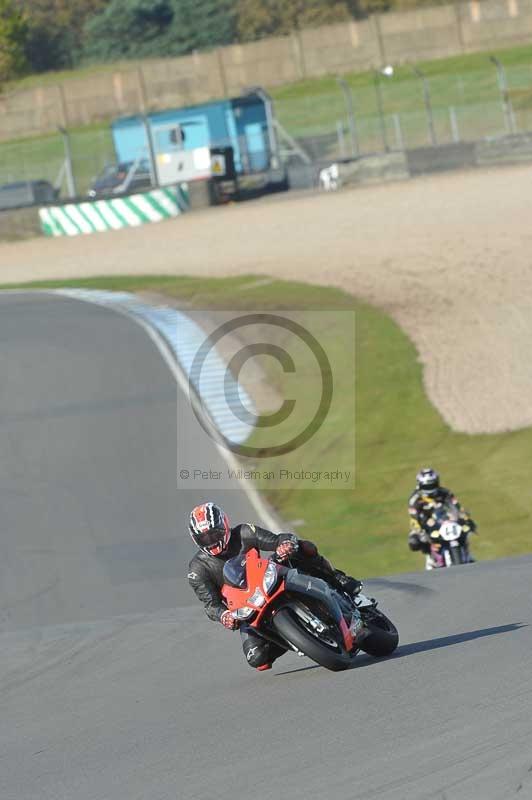 Motorcycle action photographs;donington;donington park leicestershire;donington photographs;event digital images;eventdigitalimages;no limits trackday;peter wileman photography;trackday;trackday digital images;trackday photos