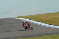 Motorcycle-action-photographs;donington;donington-park-leicestershire;donington-photographs;event-digital-images;eventdigitalimages;no-limits-trackday;peter-wileman-photography;trackday;trackday-digital-images;trackday-photos