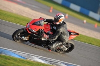 Motorcycle-action-photographs;donington;donington-park-leicestershire;donington-photographs;event-digital-images;eventdigitalimages;no-limits-trackday;peter-wileman-photography;trackday;trackday-digital-images;trackday-photos