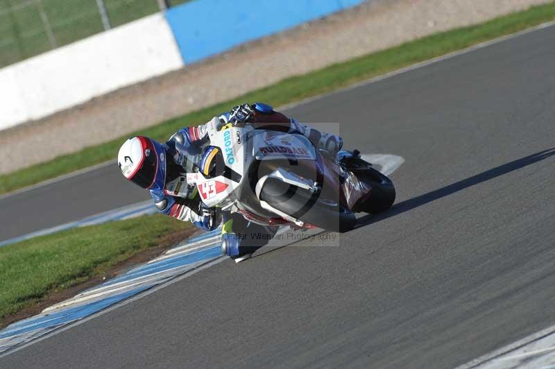 Motorcycle action photographs;donington;donington park leicestershire;donington photographs;event digital images;eventdigitalimages;no limits trackday;peter wileman photography;trackday;trackday digital images;trackday photos