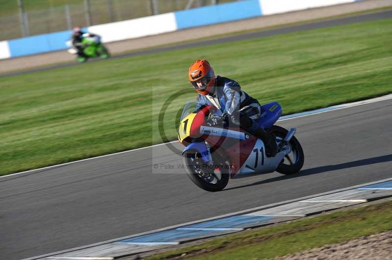 Motorcycle action photographs;donington;donington park leicestershire;donington photographs;event digital images;eventdigitalimages;no limits trackday;peter wileman photography;trackday;trackday digital images;trackday photos