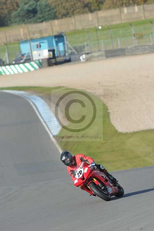 Motorcycle action photographs;donington;donington park leicestershire;donington photographs;event digital images;eventdigitalimages;no limits trackday;peter wileman photography;trackday;trackday digital images;trackday photos