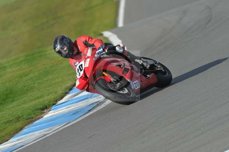 Motorcycle action photographs;donington;donington park leicestershire;donington photographs;event digital images;eventdigitalimages;no limits trackday;peter wileman photography;trackday;trackday digital images;trackday photos