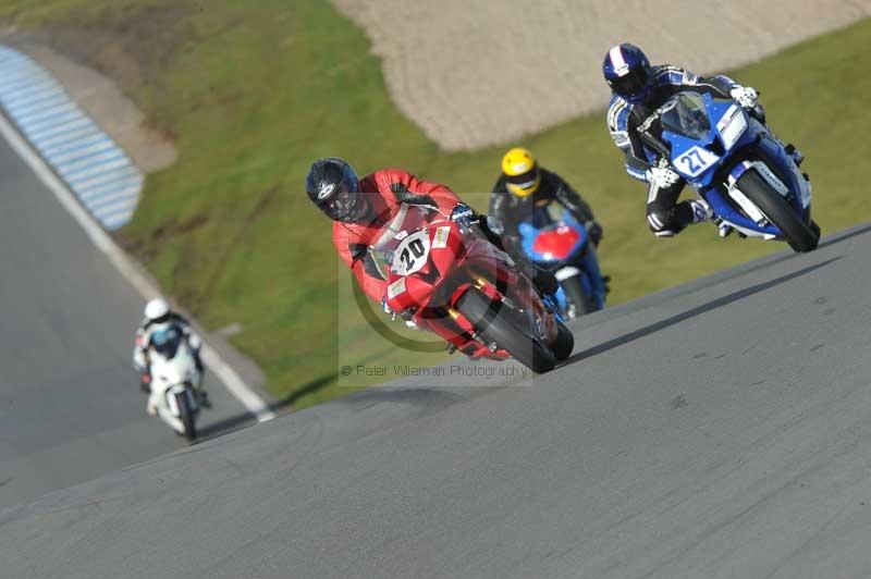 Motorcycle action photographs;donington;donington park leicestershire;donington photographs;event digital images;eventdigitalimages;no limits trackday;peter wileman photography;trackday;trackday digital images;trackday photos