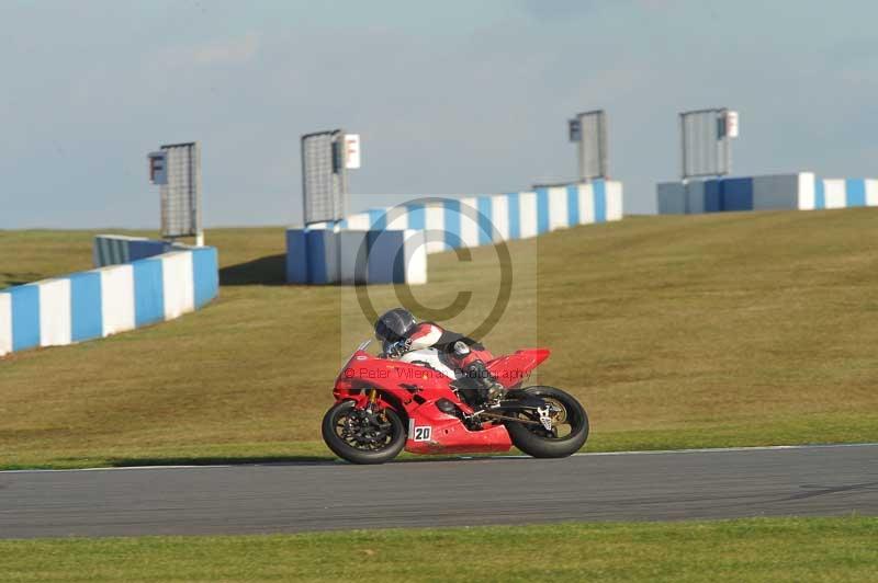 Motorcycle action photographs;donington;donington park leicestershire;donington photographs;event digital images;eventdigitalimages;no limits trackday;peter wileman photography;trackday;trackday digital images;trackday photos