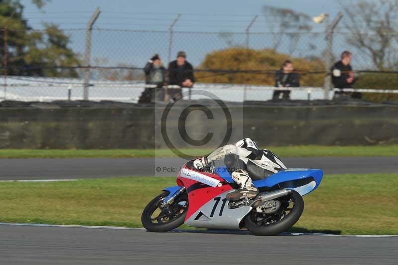 Motorcycle action photographs;donington;donington park leicestershire;donington photographs;event digital images;eventdigitalimages;no limits trackday;peter wileman photography;trackday;trackday digital images;trackday photos