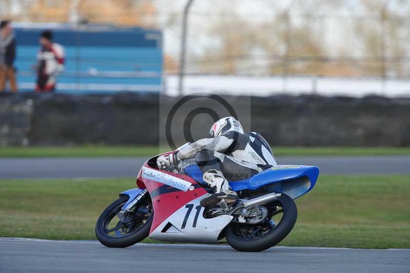 Motorcycle action photographs;donington;donington park leicestershire;donington photographs;event digital images;eventdigitalimages;no limits trackday;peter wileman photography;trackday;trackday digital images;trackday photos