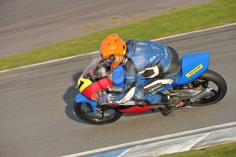 Motorcycle action photographs;donington;donington park leicestershire;donington photographs;event digital images;eventdigitalimages;no limits trackday;peter wileman photography;trackday;trackday digital images;trackday photos