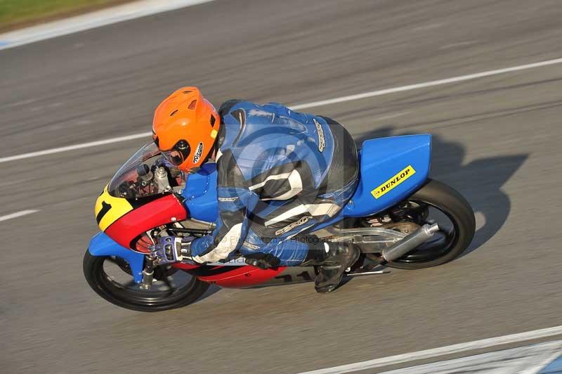 Motorcycle action photographs;donington;donington park leicestershire;donington photographs;event digital images;eventdigitalimages;no limits trackday;peter wileman photography;trackday;trackday digital images;trackday photos