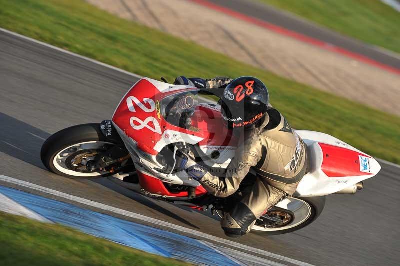 Motorcycle action photographs;donington;donington park leicestershire;donington photographs;event digital images;eventdigitalimages;no limits trackday;peter wileman photography;trackday;trackday digital images;trackday photos