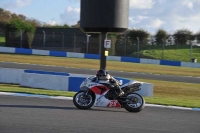 Motorcycle-action-photographs;donington;donington-park-leicestershire;donington-photographs;event-digital-images;eventdigitalimages;no-limits-trackday;peter-wileman-photography;trackday;trackday-digital-images;trackday-photos