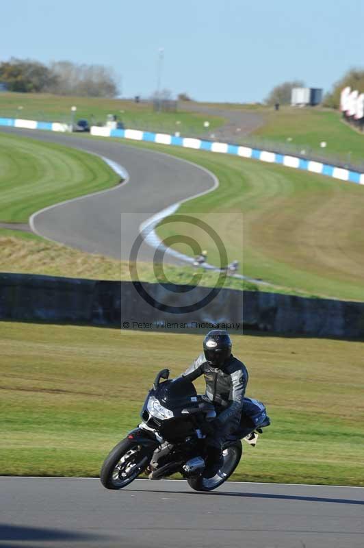 Motorcycle action photographs;donington;donington park leicestershire;donington photographs;event digital images;eventdigitalimages;no limits trackday;peter wileman photography;trackday;trackday digital images;trackday photos