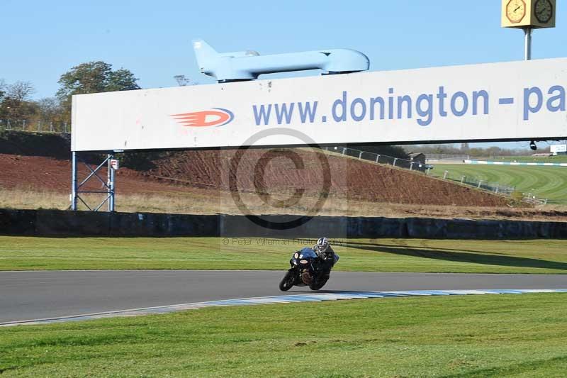 Motorcycle action photographs;donington;donington park leicestershire;donington photographs;event digital images;eventdigitalimages;no limits trackday;peter wileman photography;trackday;trackday digital images;trackday photos