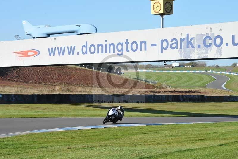 Motorcycle action photographs;donington;donington park leicestershire;donington photographs;event digital images;eventdigitalimages;no limits trackday;peter wileman photography;trackday;trackday digital images;trackday photos