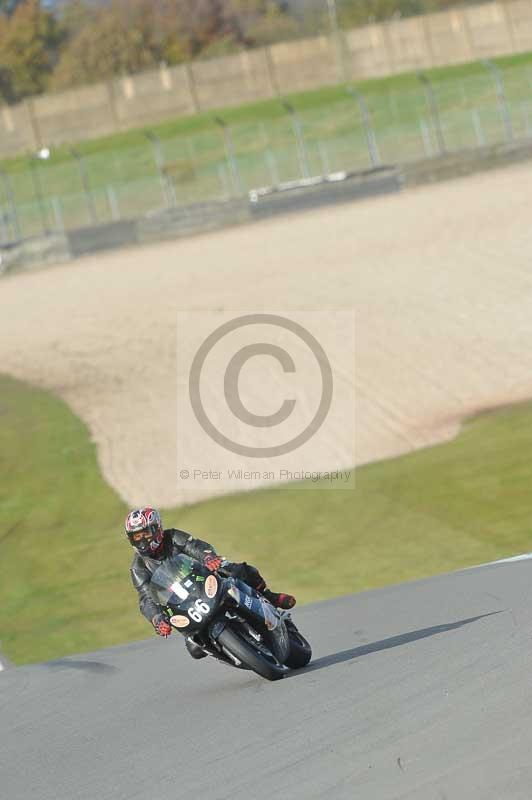 Motorcycle action photographs;donington;donington park leicestershire;donington photographs;event digital images;eventdigitalimages;no limits trackday;peter wileman photography;trackday;trackday digital images;trackday photos