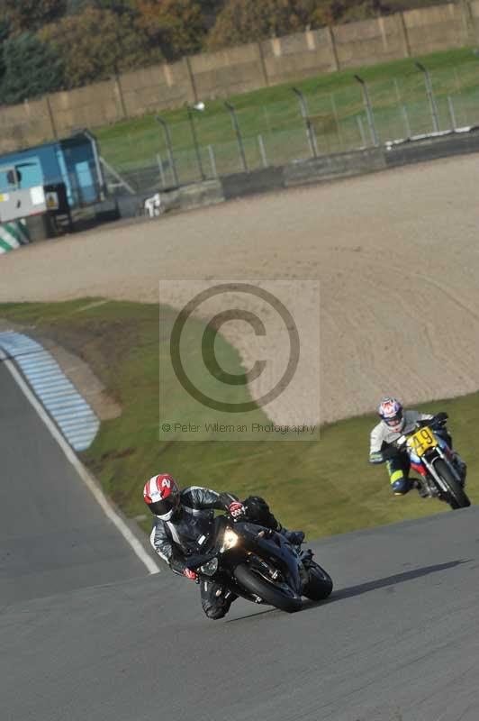 Motorcycle action photographs;donington;donington park leicestershire;donington photographs;event digital images;eventdigitalimages;no limits trackday;peter wileman photography;trackday;trackday digital images;trackday photos