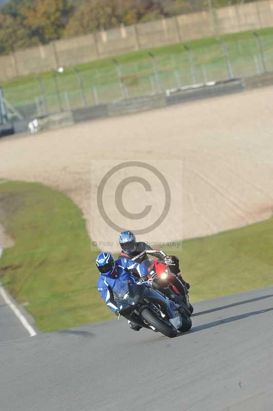 Motorcycle action photographs;donington;donington park leicestershire;donington photographs;event digital images;eventdigitalimages;no limits trackday;peter wileman photography;trackday;trackday digital images;trackday photos