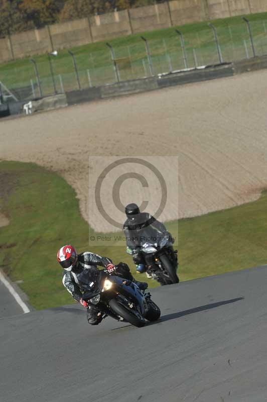 Motorcycle action photographs;donington;donington park leicestershire;donington photographs;event digital images;eventdigitalimages;no limits trackday;peter wileman photography;trackday;trackday digital images;trackday photos