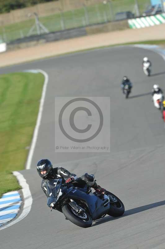 Motorcycle action photographs;donington;donington park leicestershire;donington photographs;event digital images;eventdigitalimages;no limits trackday;peter wileman photography;trackday;trackday digital images;trackday photos