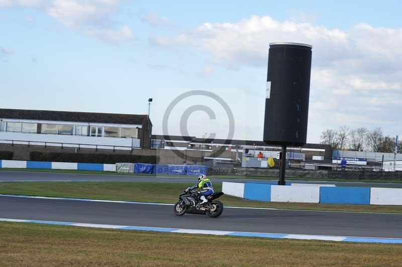 Motorcycle action photographs;donington;donington park leicestershire;donington photographs;event digital images;eventdigitalimages;no limits trackday;peter wileman photography;trackday;trackday digital images;trackday photos