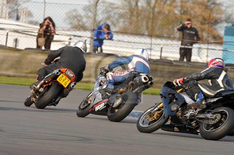 Motorcycle action photographs;donington;donington park leicestershire;donington photographs;event digital images;eventdigitalimages;no limits trackday;peter wileman photography;trackday;trackday digital images;trackday photos