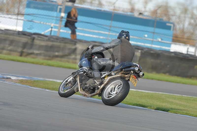 Motorcycle action photographs;donington;donington park leicestershire;donington photographs;event digital images;eventdigitalimages;no limits trackday;peter wileman photography;trackday;trackday digital images;trackday photos