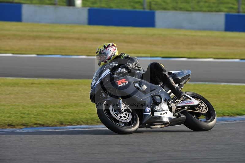 Motorcycle action photographs;donington;donington park leicestershire;donington photographs;event digital images;eventdigitalimages;no limits trackday;peter wileman photography;trackday;trackday digital images;trackday photos