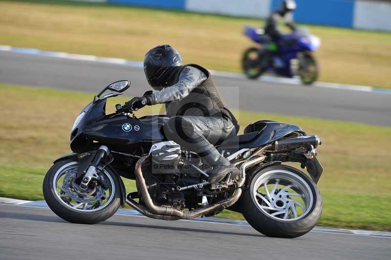 Motorcycle action photographs;donington;donington park leicestershire;donington photographs;event digital images;eventdigitalimages;no limits trackday;peter wileman photography;trackday;trackday digital images;trackday photos