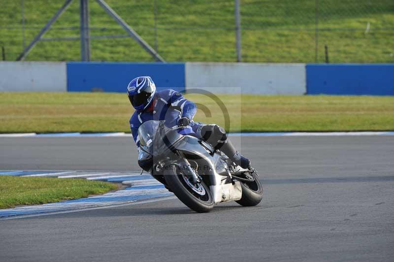 Motorcycle action photographs;donington;donington park leicestershire;donington photographs;event digital images;eventdigitalimages;no limits trackday;peter wileman photography;trackday;trackday digital images;trackday photos