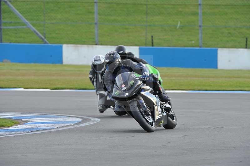 Motorcycle action photographs;donington;donington park leicestershire;donington photographs;event digital images;eventdigitalimages;no limits trackday;peter wileman photography;trackday;trackday digital images;trackday photos