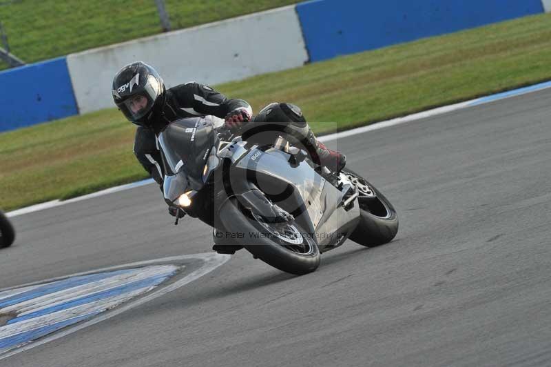 Motorcycle action photographs;donington;donington park leicestershire;donington photographs;event digital images;eventdigitalimages;no limits trackday;peter wileman photography;trackday;trackday digital images;trackday photos