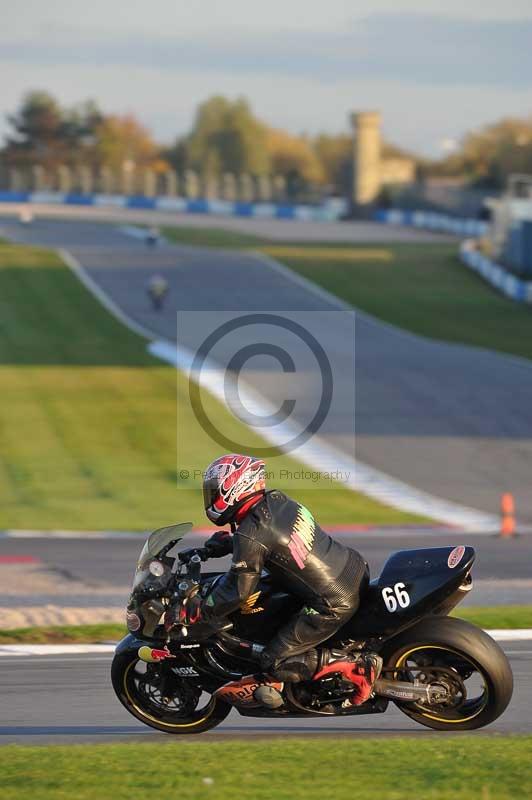 Motorcycle action photographs;donington;donington park leicestershire;donington photographs;event digital images;eventdigitalimages;no limits trackday;peter wileman photography;trackday;trackday digital images;trackday photos