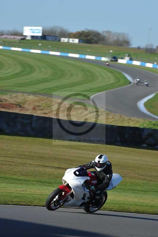 Motorcycle action photographs;donington;donington park leicestershire;donington photographs;event digital images;eventdigitalimages;no limits trackday;peter wileman photography;trackday;trackday digital images;trackday photos