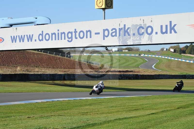 Motorcycle action photographs;donington;donington park leicestershire;donington photographs;event digital images;eventdigitalimages;no limits trackday;peter wileman photography;trackday;trackday digital images;trackday photos